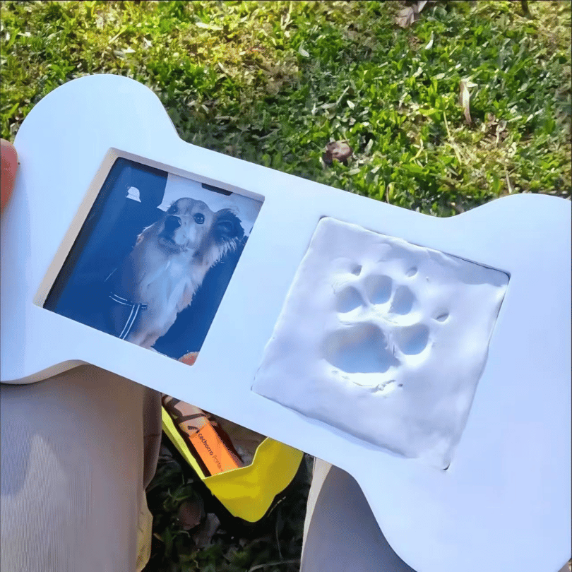 Dog Paw Print Keepsake Frame – Pet Paw Ink Pad Memory Photo Frame