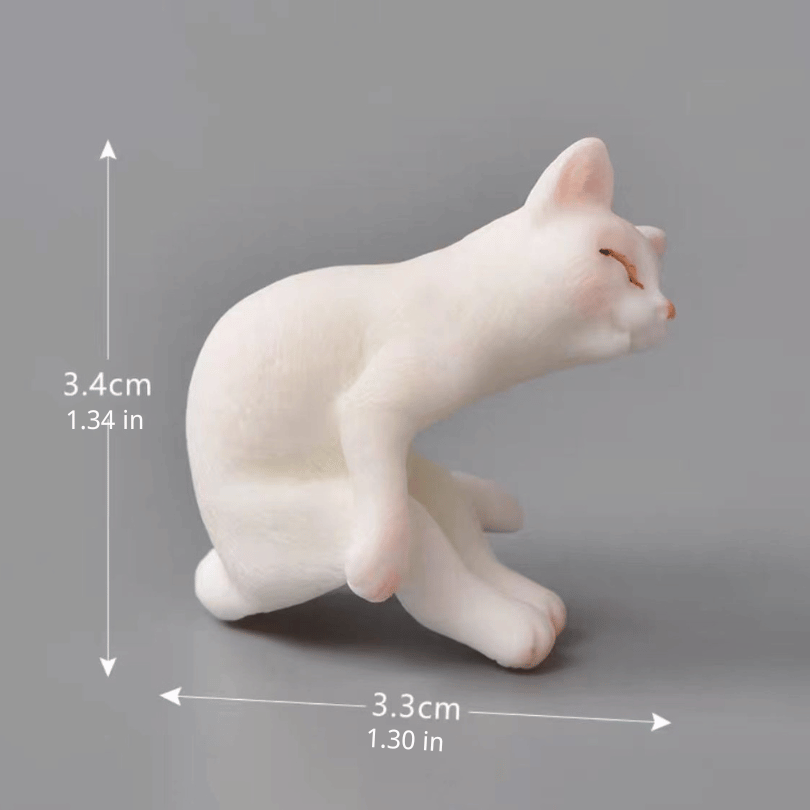Kitten Playing Scene Figurine