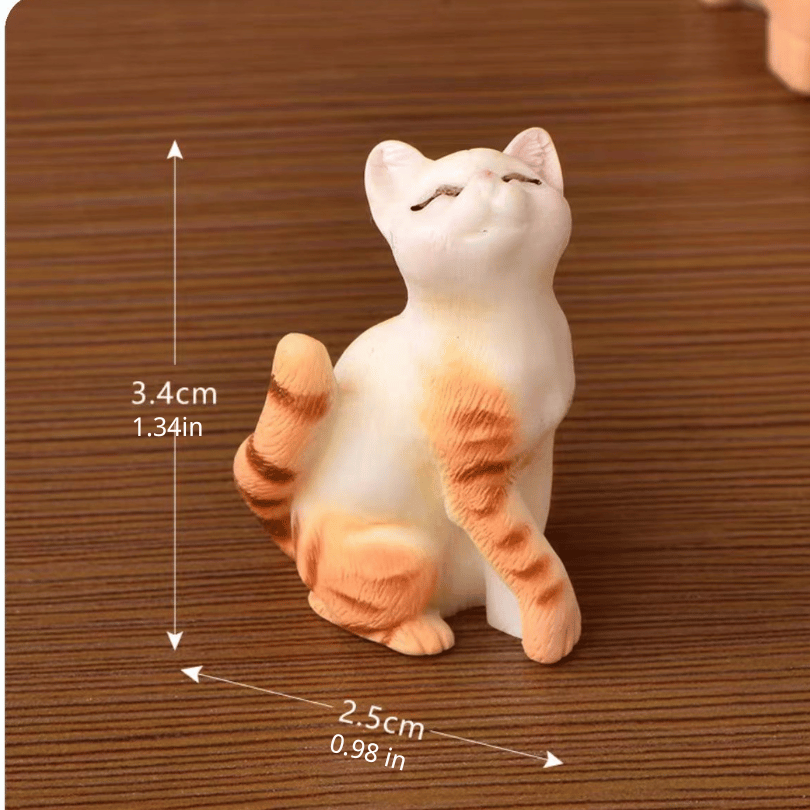 Kitten Playing Scene Figurine