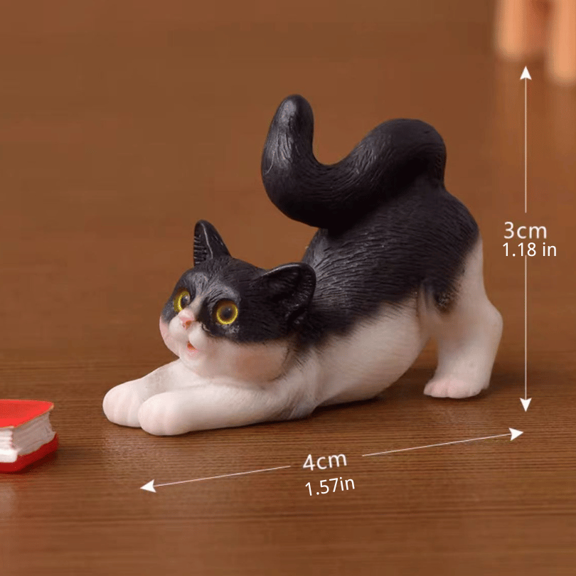 Kitten Playing Scene Figurine