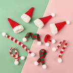 Mini ornamenti natalizi a forma di cappello e sciarpa
