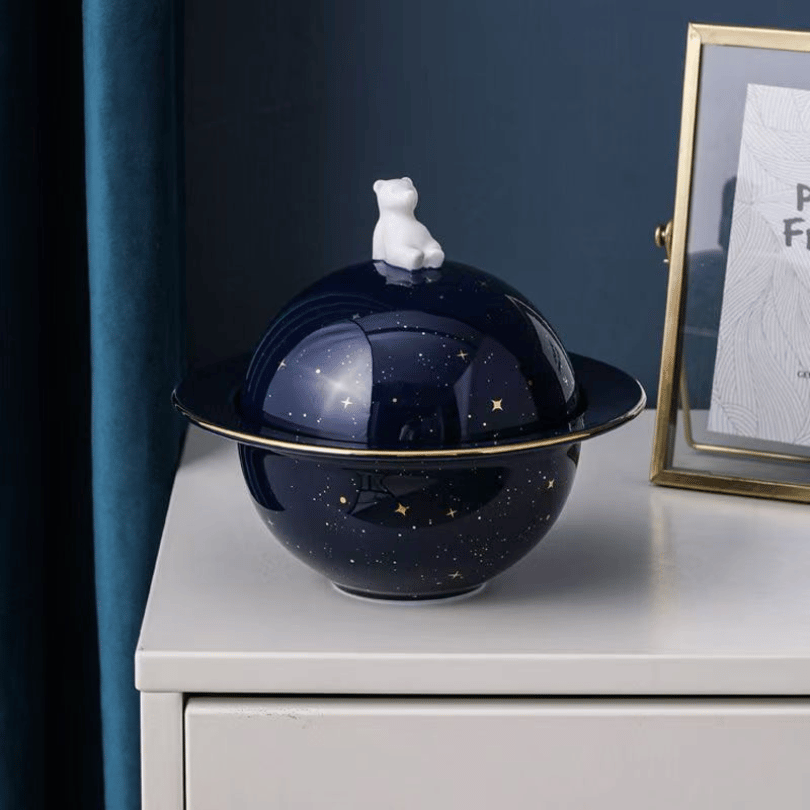 Planet-Themed Pets Urn – 600 ml Capacity Best for pets up to 10 kg