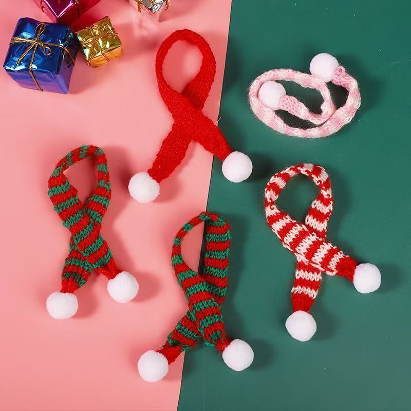 Mini Christmas Hat & Scarf Ornaments