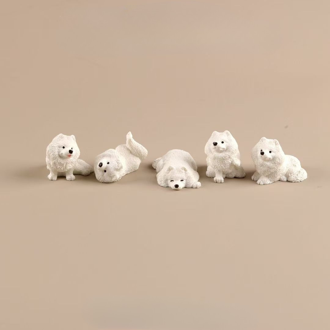 Samoyed Puppy Ornament – Mini Samoyed Dog Figurine Decor